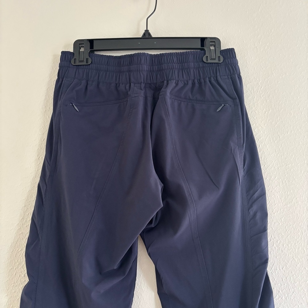 Athleta La Viva Capri - Picture 5 of 9
